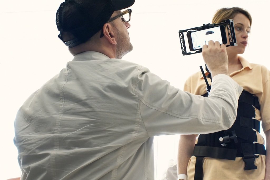 Unsane behind the scenes, Stephen Soderbergh using an iphone